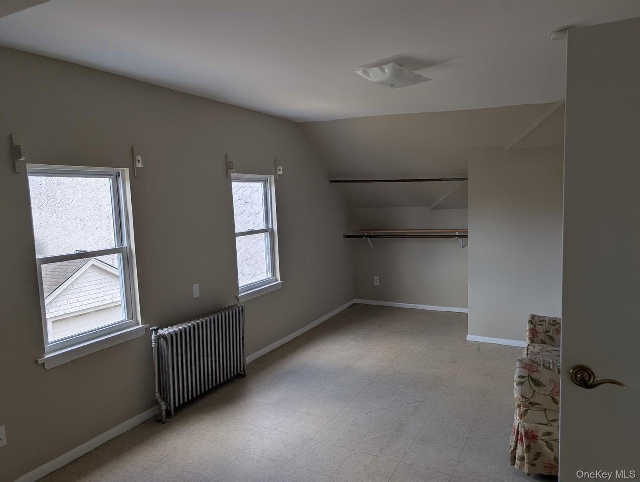 136 Duffy Ave - Photo 7 of 7