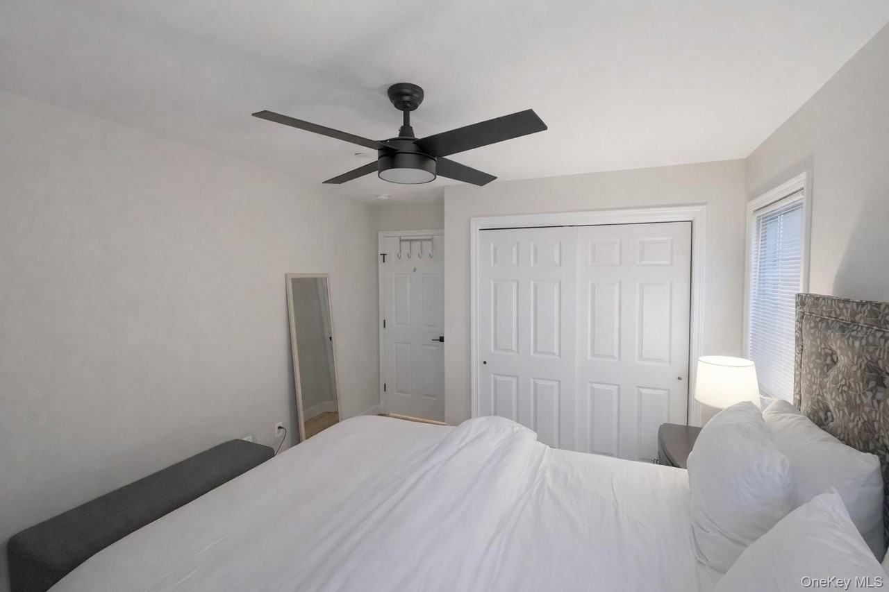 45 Maryland Ave - Photo 6 of 9