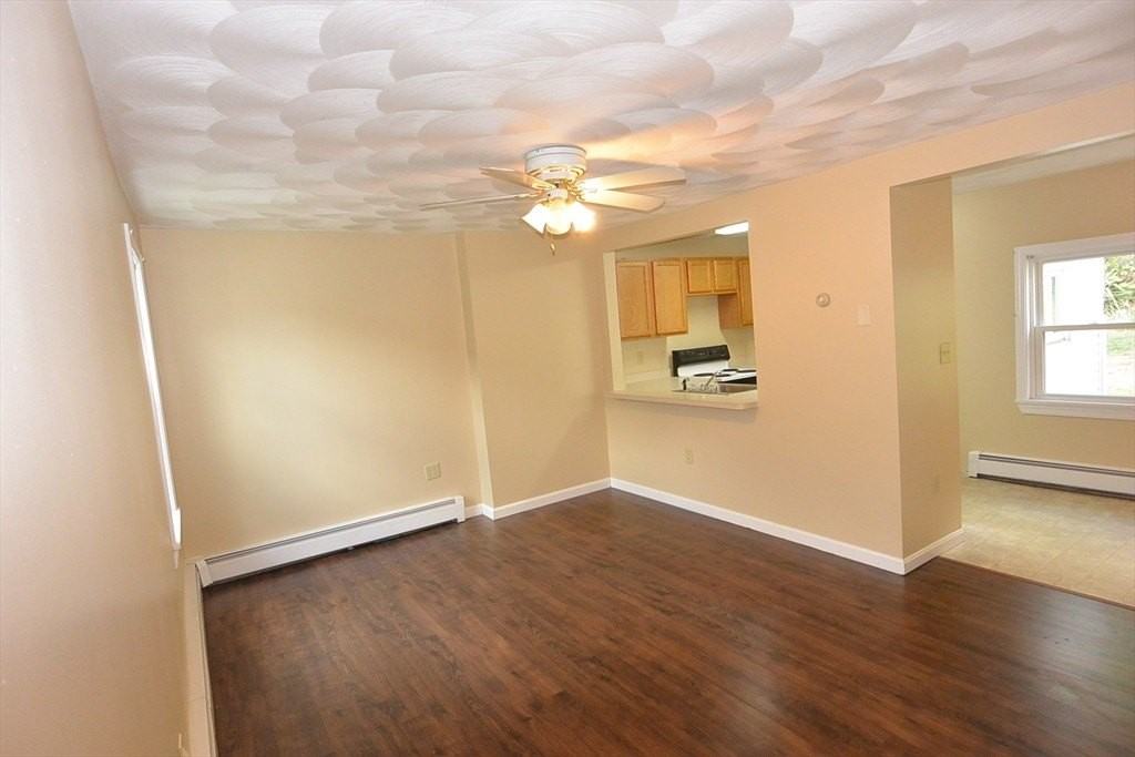 152 Green St Unit 152 - Photo 2 of 20