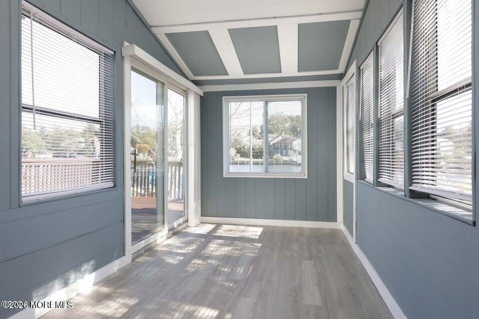 1423 Holmes Ave - Photo 3 of 16