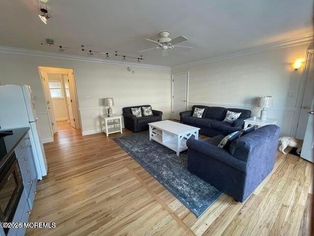 590 Ocean Ave #10 - Photo 3 of 7