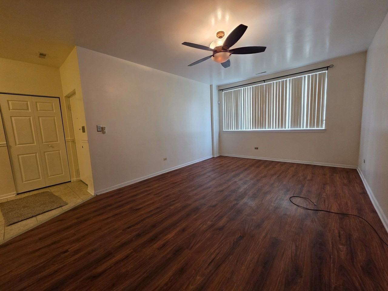 6739 S Merrill Ave Apt 1n - Photo 3 of 16