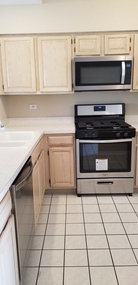 147 Polaris Dr - Photo 5 of 19