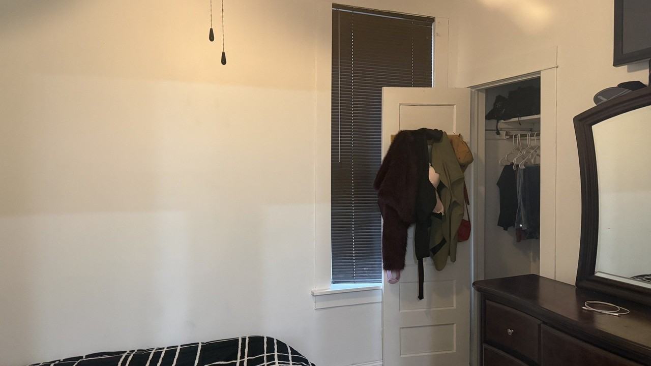 11824 S Stewart Ave Unit 1 - Photo 6 of 7