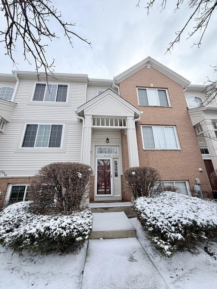 10233 Concord Ln Unit C - Photo 2 of 23