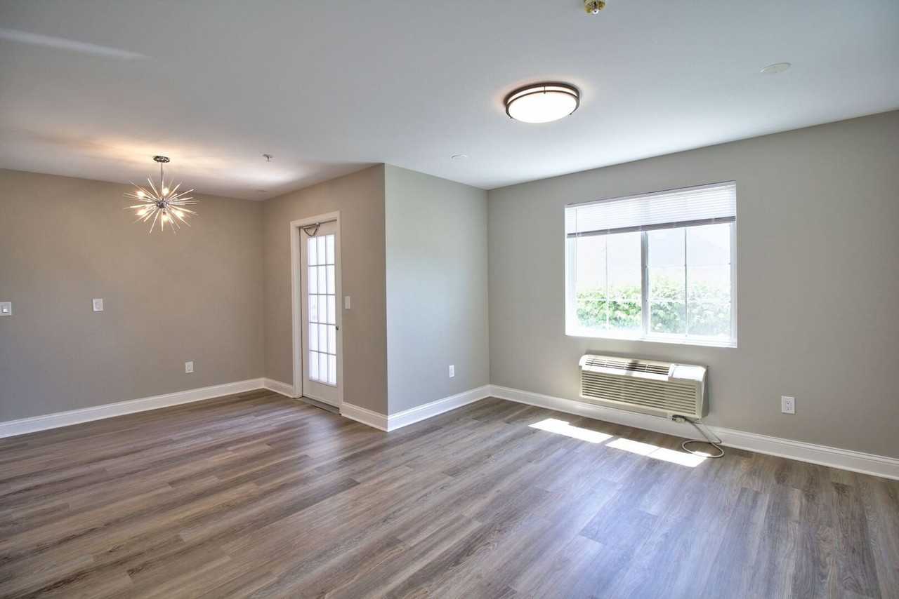 226 Bertram Dr Unit A - Photo 2 of 16