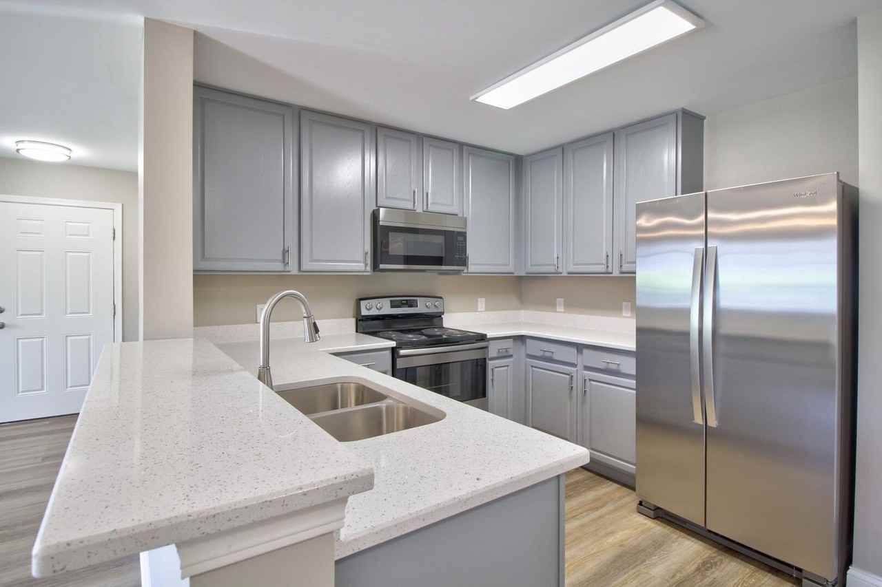 226 Bertram Dr Unit A - Photo 4 of 16