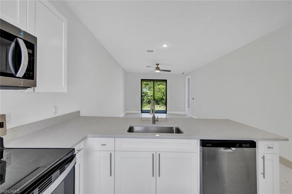 430/432 Bell Blvd S - Photo 4 of 26