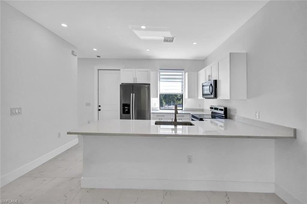 430/432 Bell Blvd S - Photo 7 of 26