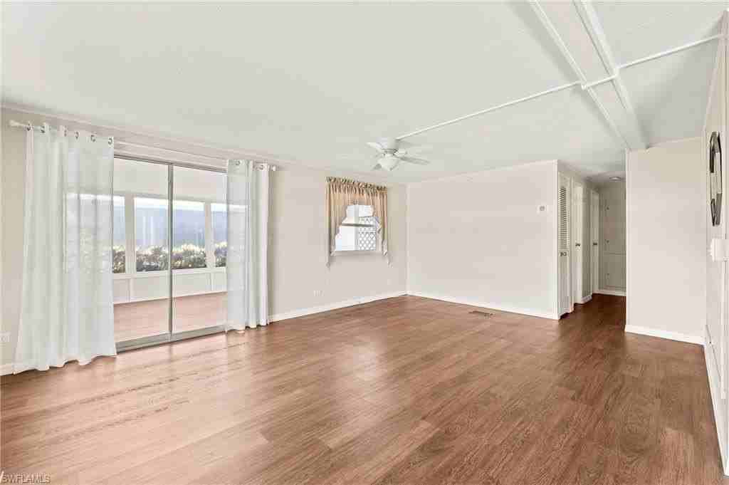 40 Le Mans Dr - Photo 6 of 28