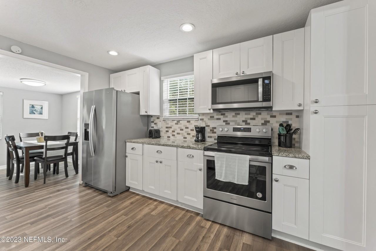 1905 Niblick Dr - Photo 5 of 26