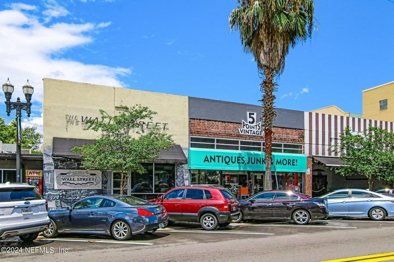 2050 Dellwood Ave #3 - Photo 6 of 12