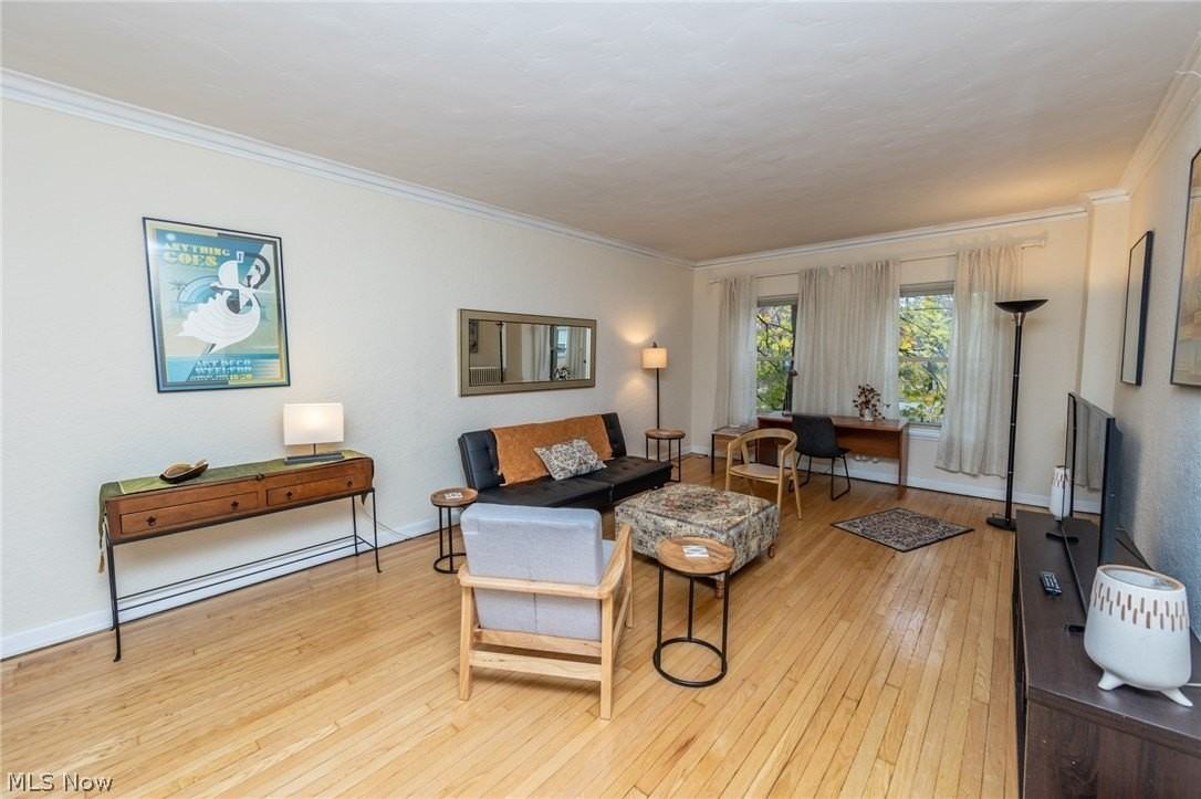 2330 Euclid Heights Blvd Apt 105 - Photo 2 of 20