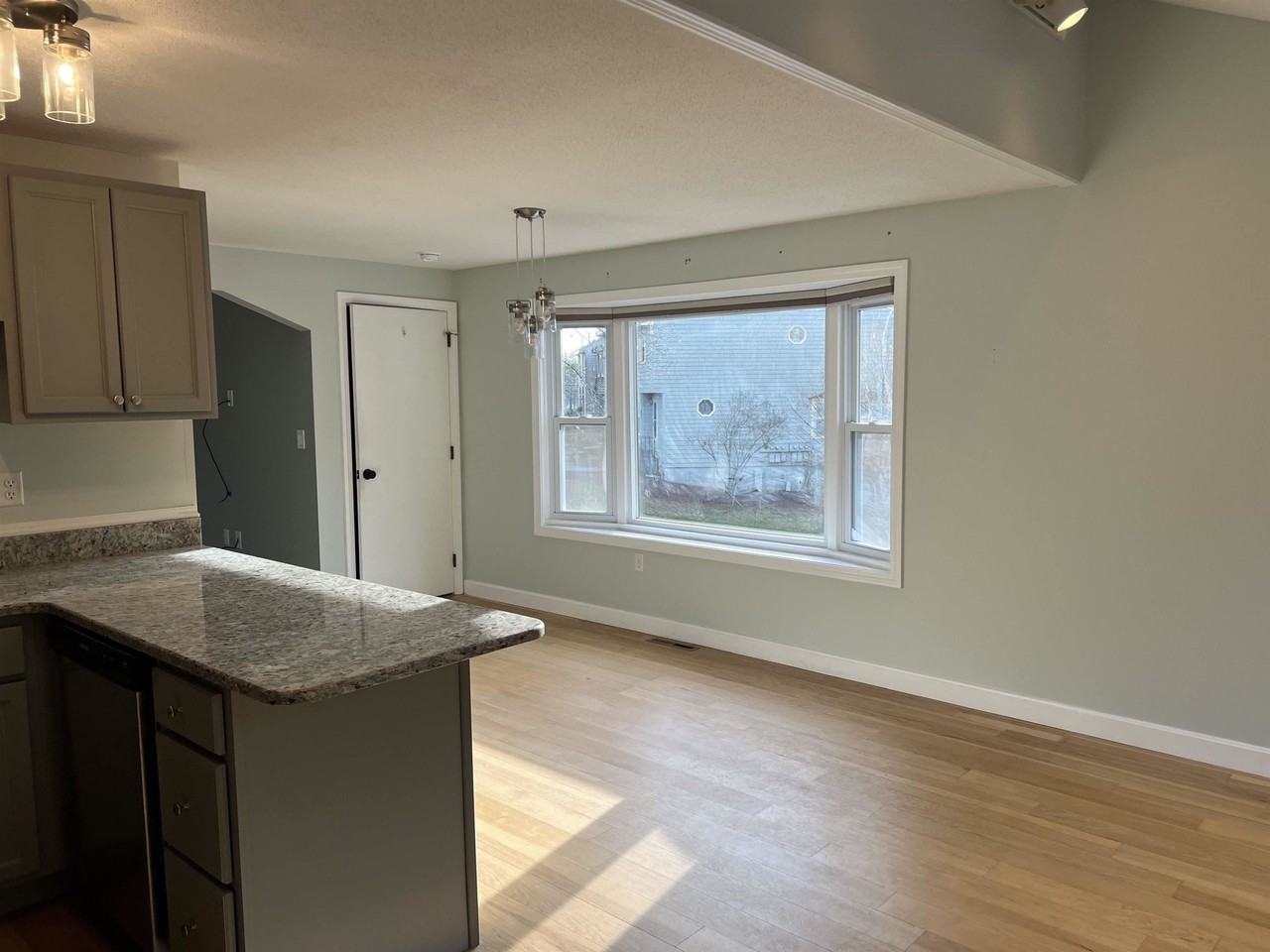 81 Sentry Way - Photo 4 of 16