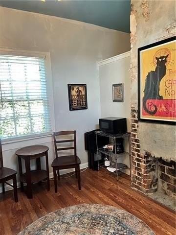 1037 N Rampart St #4 - Photo 4 of 12