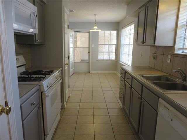 4208 Lime St - Photo 3 of 3