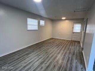 302 Saint James St - Photo 4 of 11