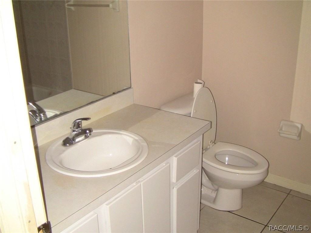 838 Duck Cove Path - Photo 3 of 4