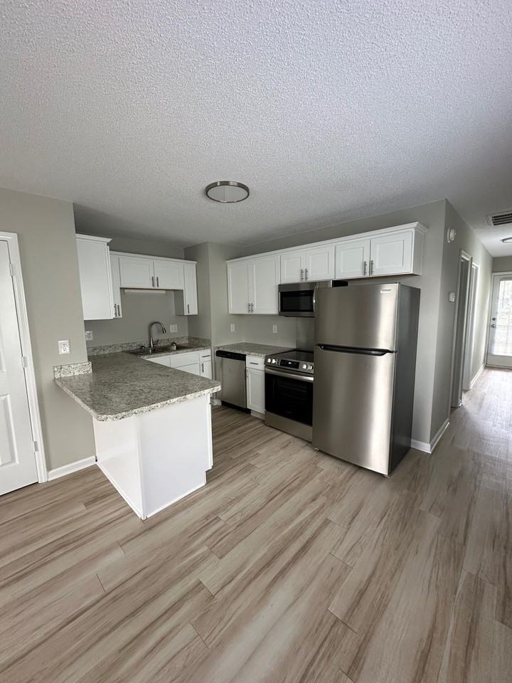 Dockside Duplexes - Photo 7 of 17