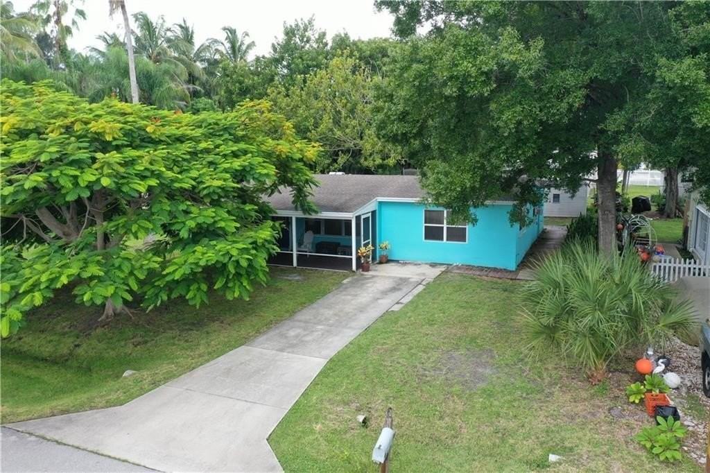 1411 4th Ct - Photo 6 of 8