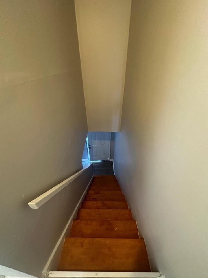 1720 37th St Ne - Photo 7 of 11