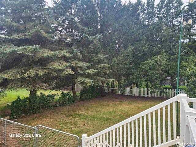 13404 Sequoia Ln - Photo 4 of 4