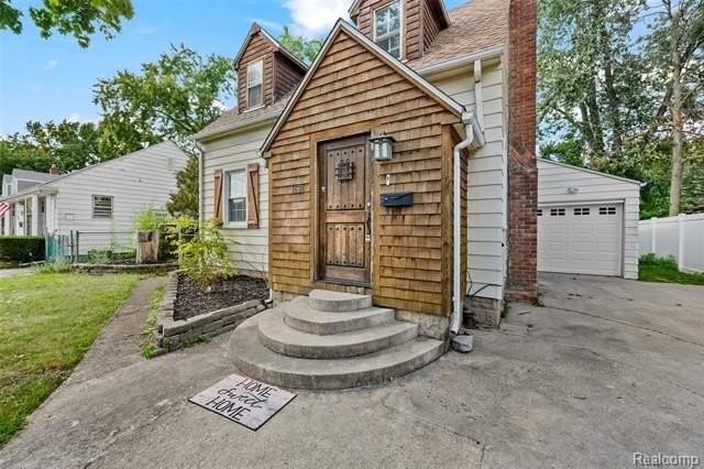 1674 Eaton Rd - Photo 3 of 35