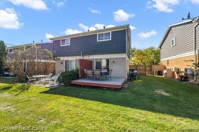 1741 Southfield Rd - Photo 3 of 18