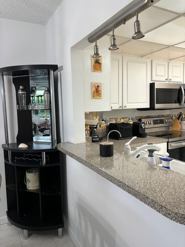 9900 S Ocean Dr Apt 1 - Photo 7 of 24