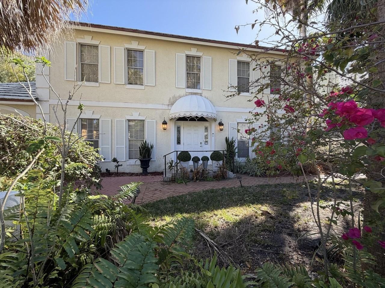 230 Park Ave - Photo 2 of 3