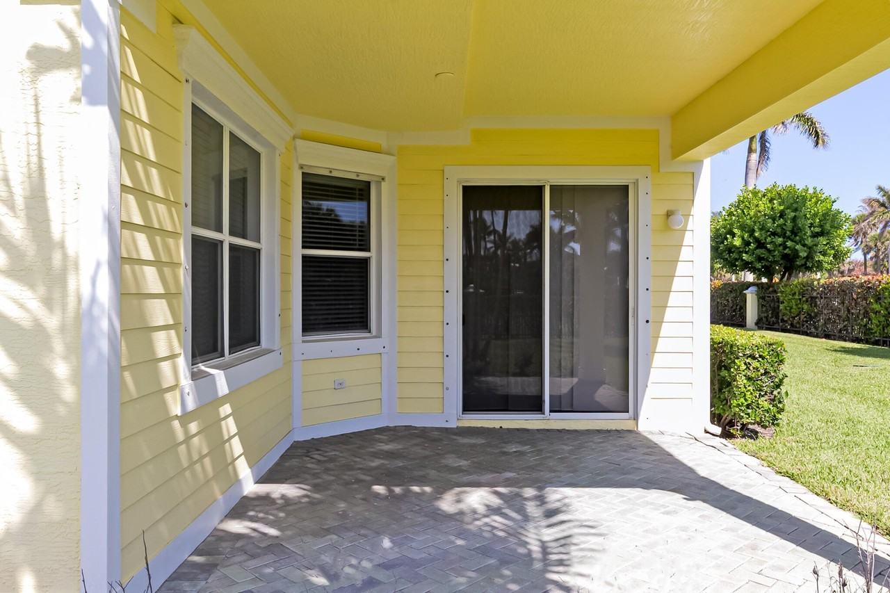 2100 Mariner Bay Blvd - Photo 6 of 33