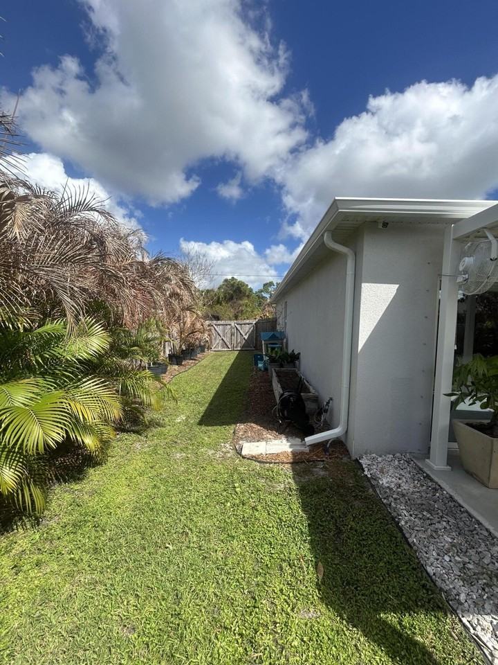 5840 Nw Bates Ave - Photo 2 of 25