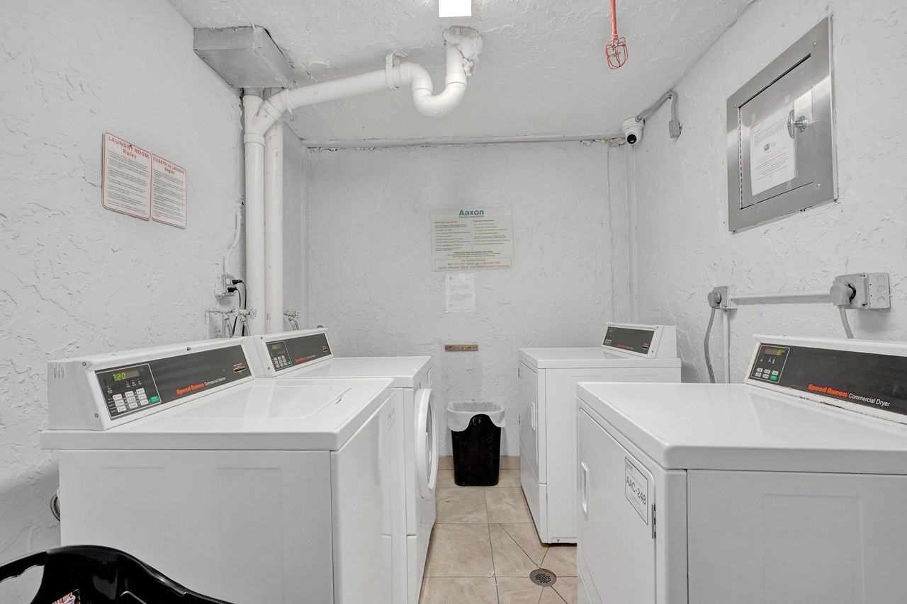 1801 S Treasure Dr Apt 528 - Photo 5 of 29