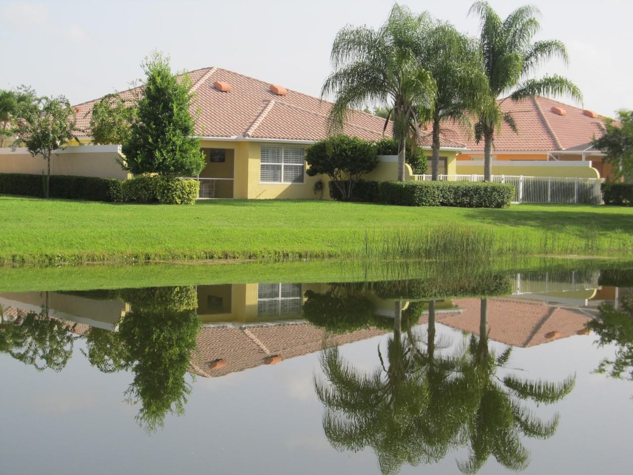 11423 Sw Pembroke Dr - Photo 4 of 29