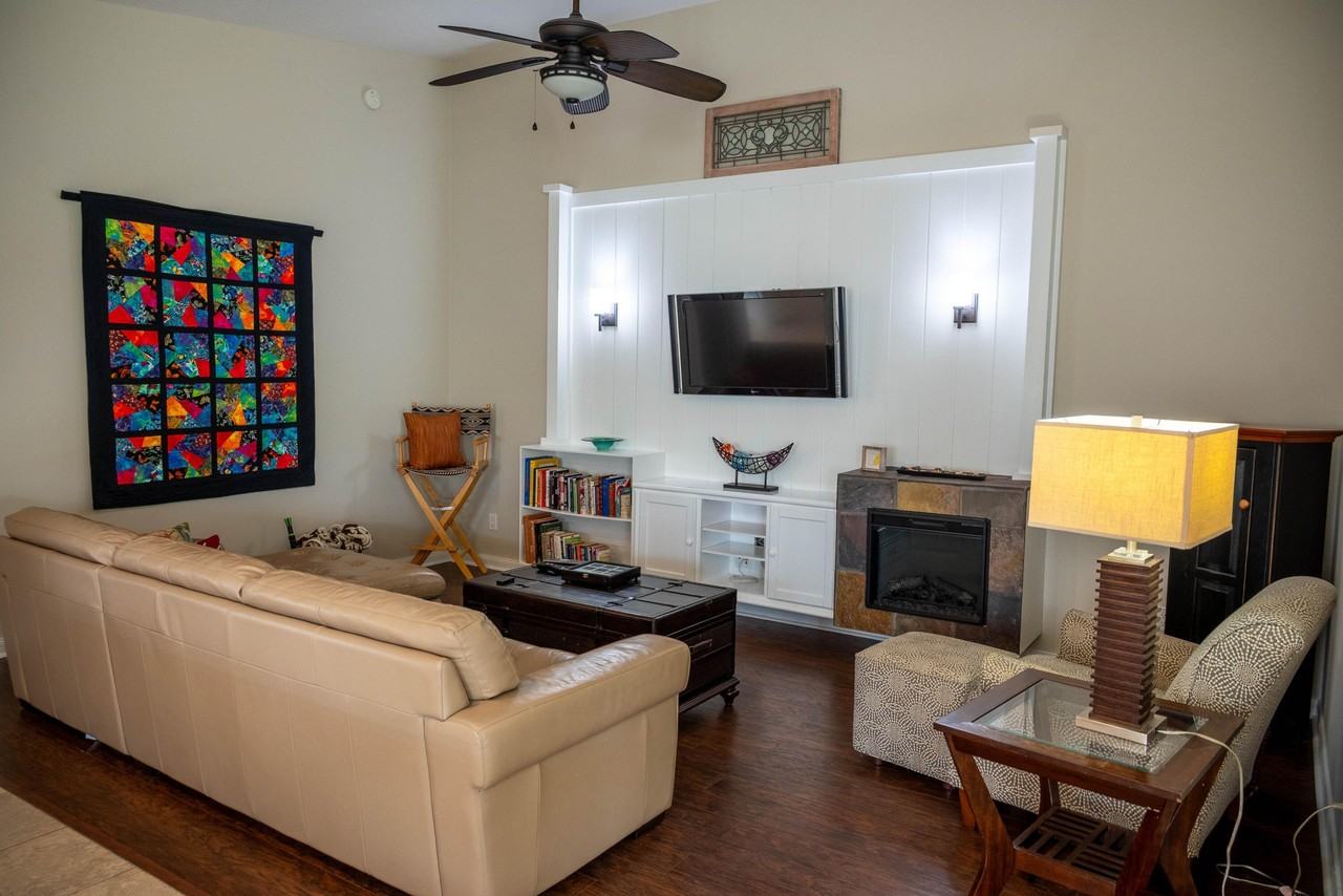 11423 Sw Pembroke Dr - Photo 6 of 29