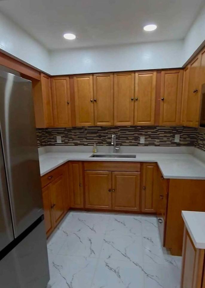 4776 Carver St - Photo 4 of 11