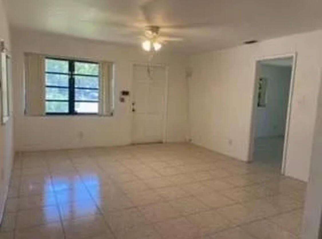 5600 Hope St - Photo 2 of 5