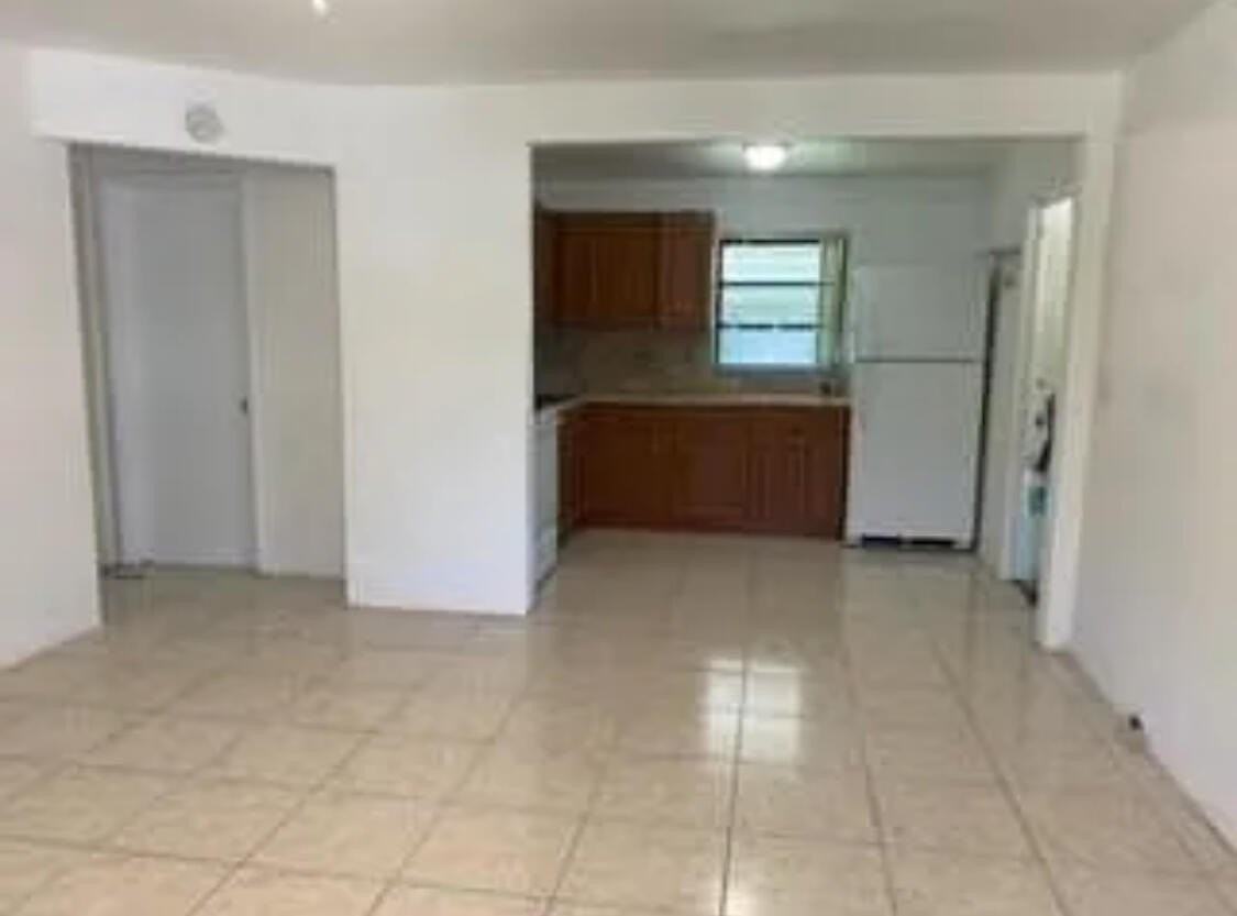 5600 Hope St - Photo 3 of 5