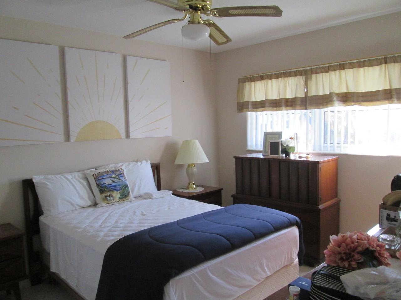 2731 Barkley Dr W Apt B - Photo 2 of 29