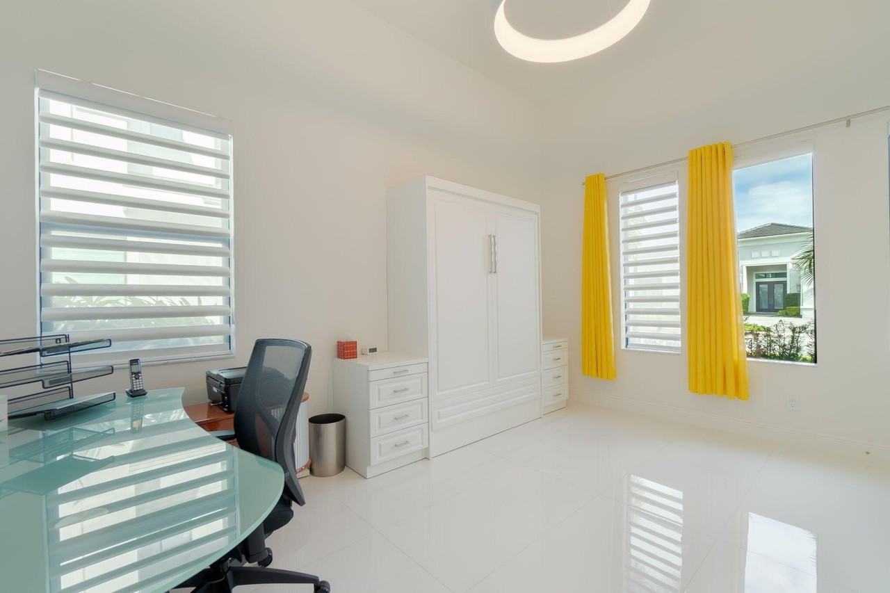 6950 Nw 27th Ave - Photo 6 of 50