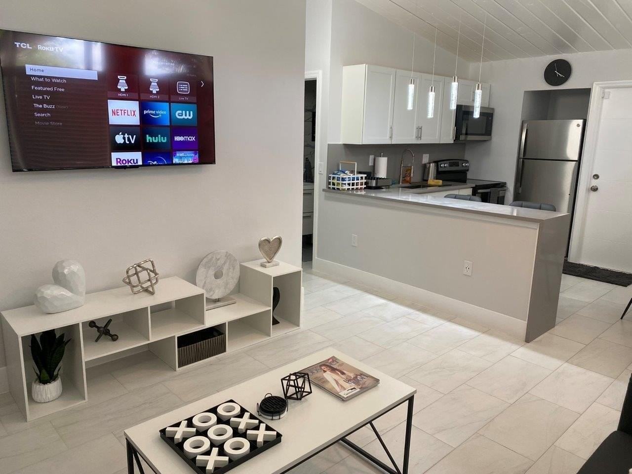 462 Hastings St - Photo 4 of 28