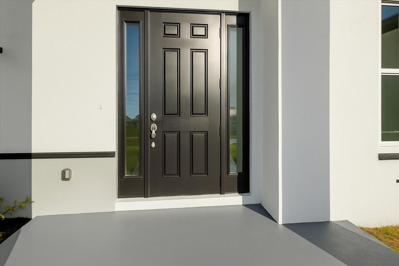 2409 Sw Halissee St - Photo 2 of 16