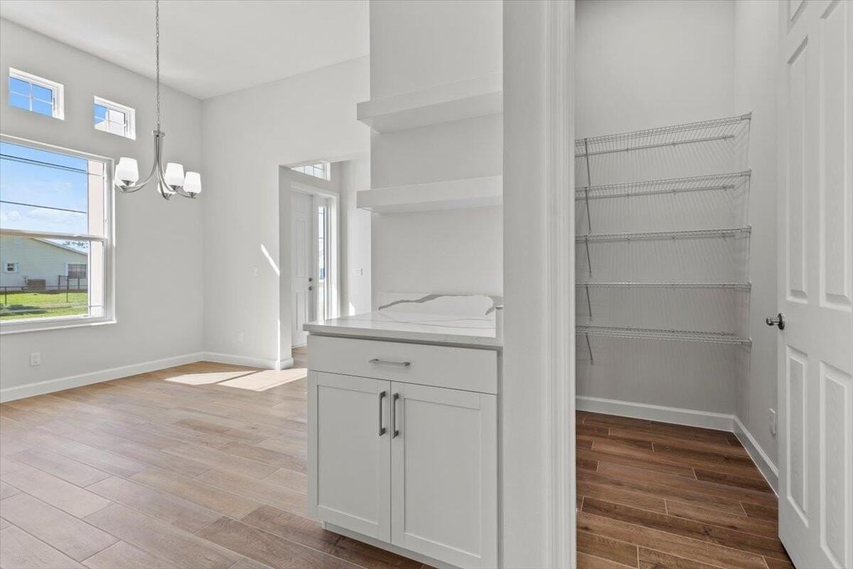 2409 Sw Halissee St - Photo 4 of 16