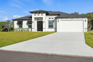 featured image of 2041 Sw Driftwood St