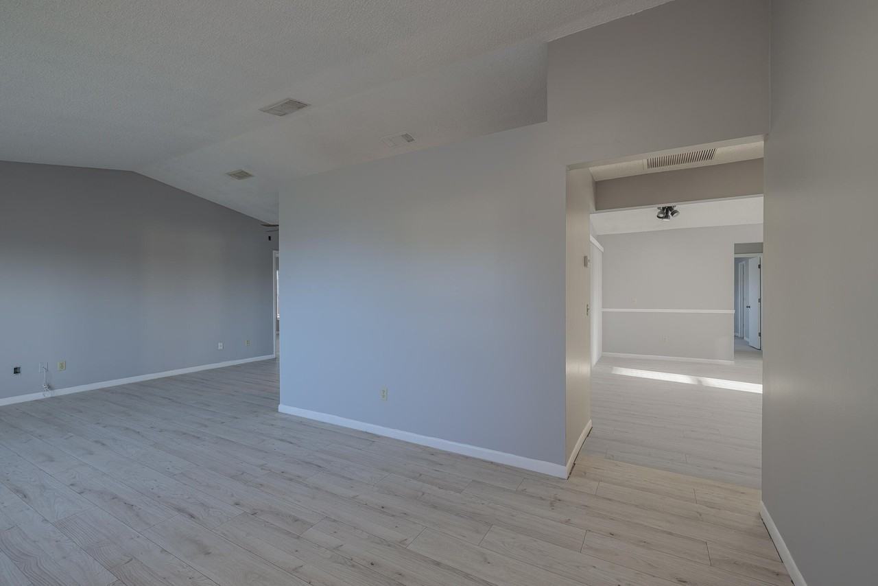 509 Sw Fairview Ave - Photo 7 of 31