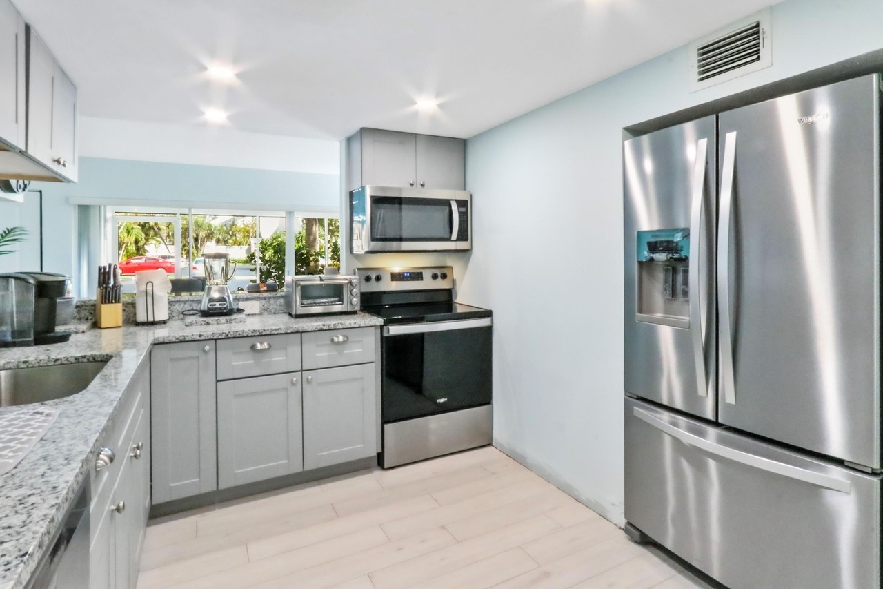 1605 S Us Highway 1 Unit 111m2 - Photo 6 of 33