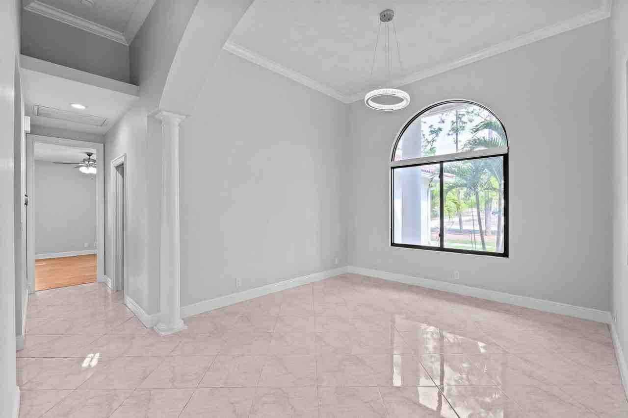 16596 82nd Rd N - Photo 7 of 50