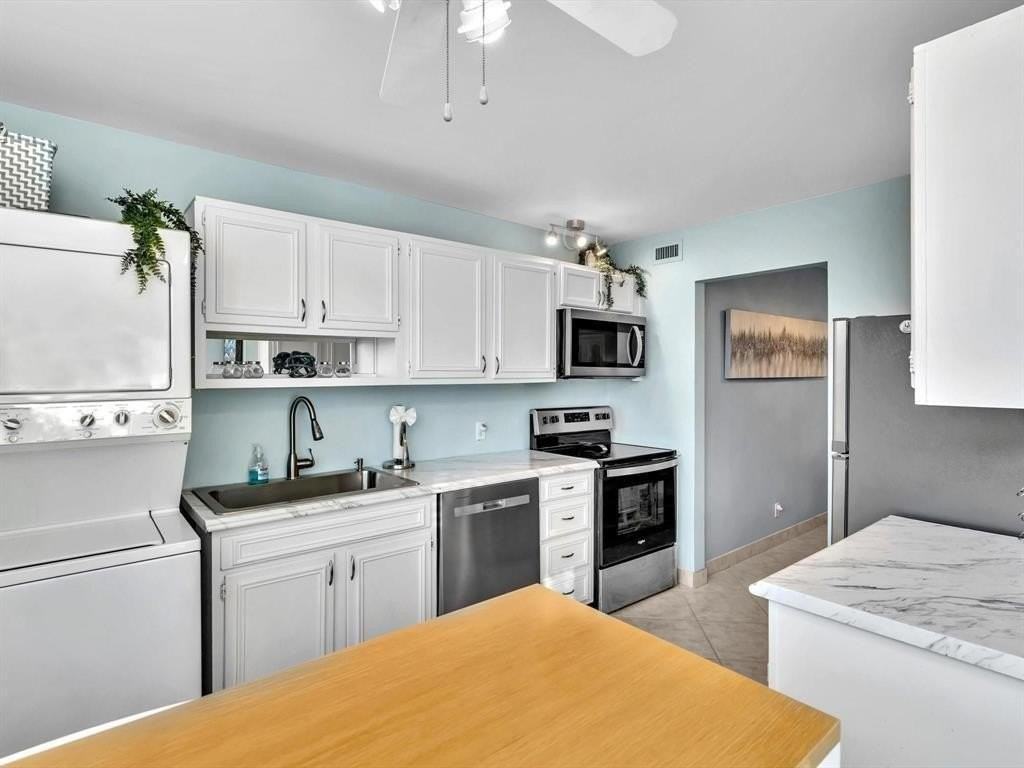 5200 N Ocean Blvd Apt 203b - Photo 4 of 26