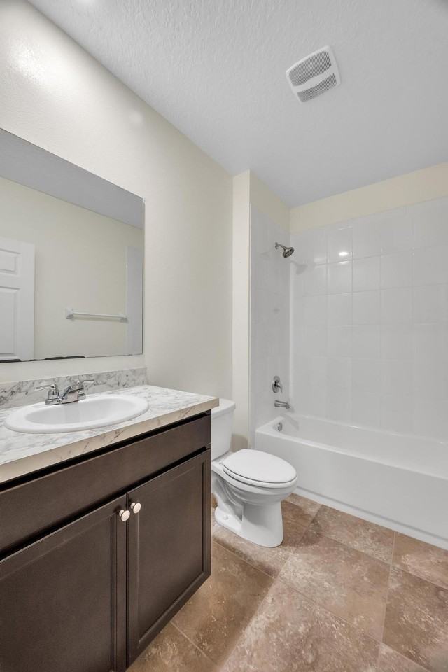 2538 Se Rock Springs Dr - Photo 5 of 23