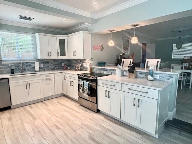 908 Se 10th St - Photo 7 of 31